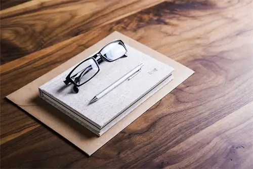 电脑机箱除尘用什么