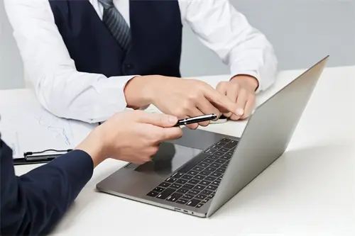 电脑内存插槽是什么